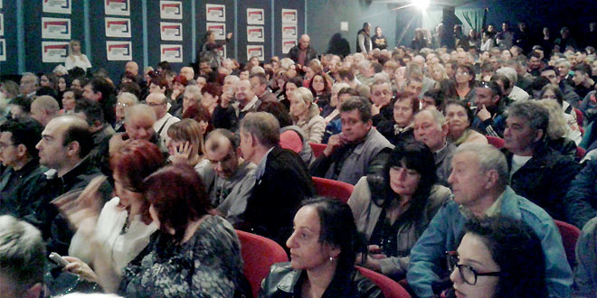 http://radiomagnum.rs/wp-content/uploads/2016/03/SNS-1-pozoriste.jpg