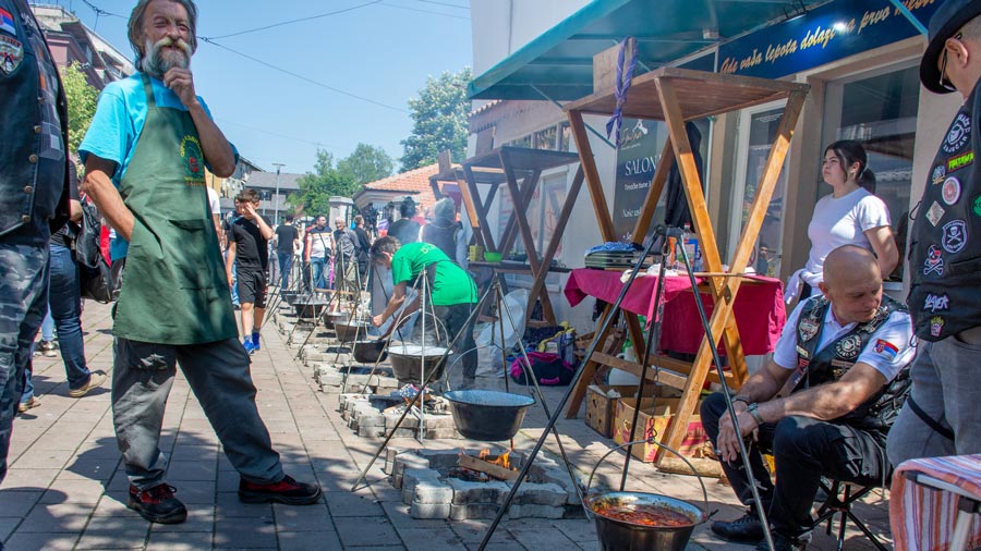 Ова слика има празан alt атрибут; име њене датотеке је Uskrs-Zajecae-2024.-8.jpg